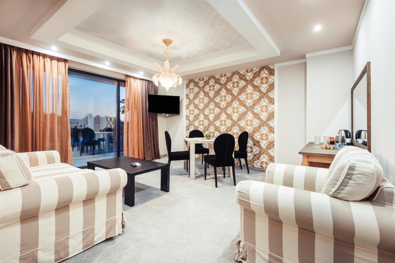 Opu Boutique Hotel Varna Esterno foto