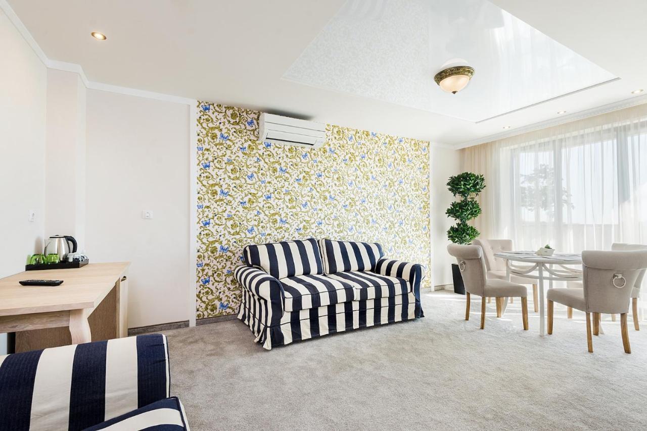 Opu Boutique Hotel Varna Esterno foto