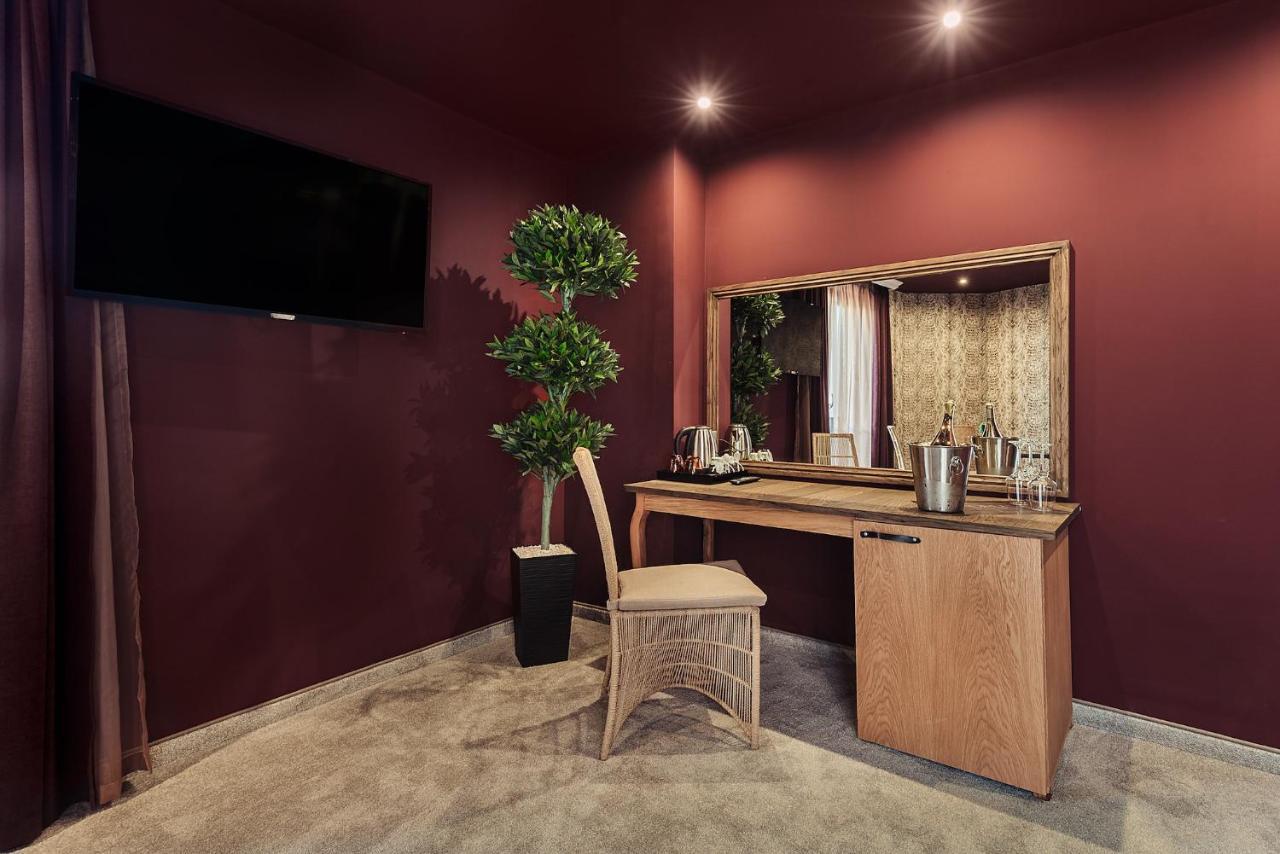 Opu Boutique Hotel Varna Esterno foto