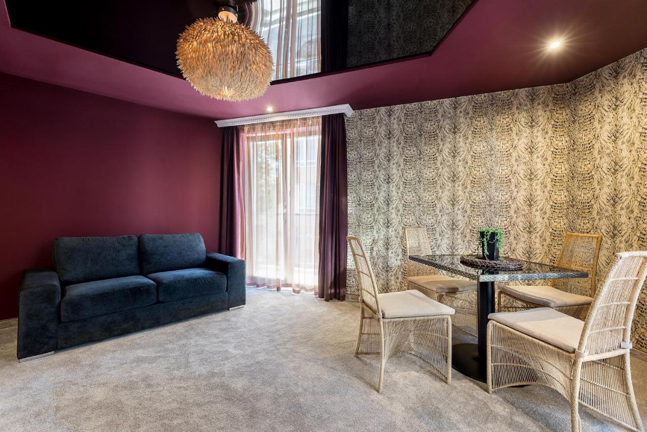 Opu Boutique Hotel Varna Esterno foto