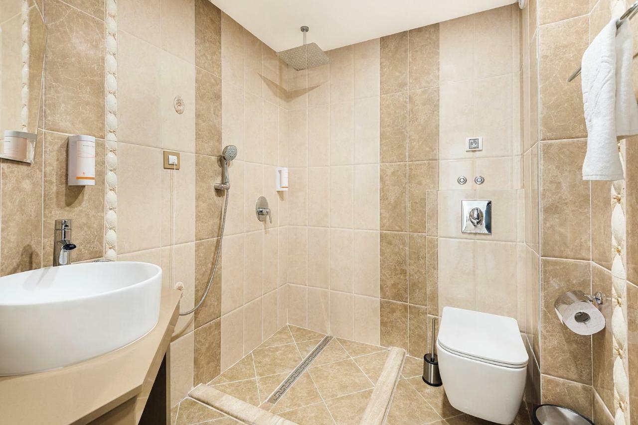 Opu Boutique Hotel Varna Esterno foto