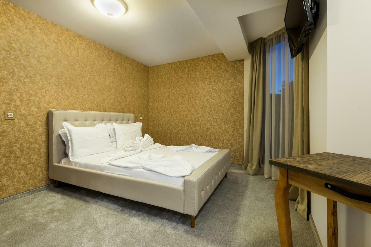 Opu Boutique Hotel Varna Esterno foto