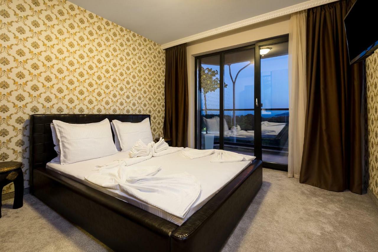 Opu Boutique Hotel Varna Esterno foto