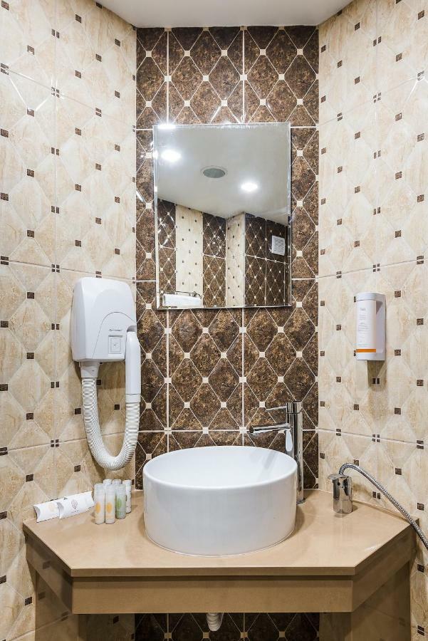 Opu Boutique Hotel Varna Esterno foto