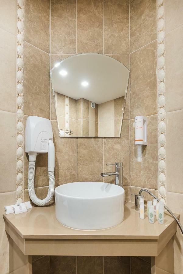 Opu Boutique Hotel Varna Esterno foto