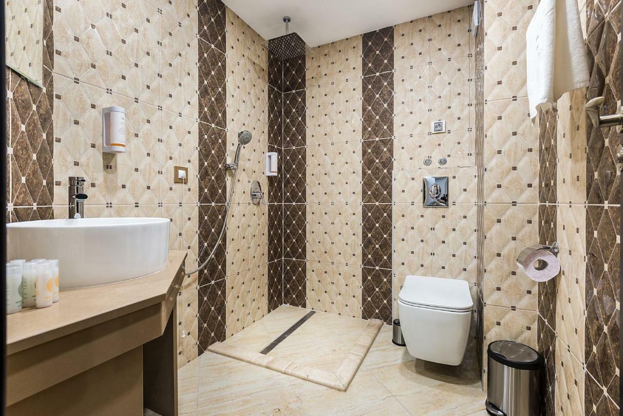 Opu Boutique Hotel Varna Esterno foto